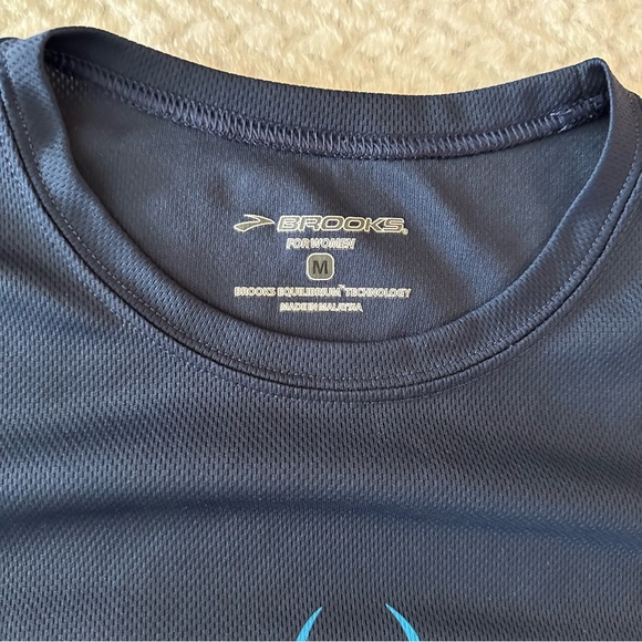 Brooks Technical Rock 'N Roll USA Performance Tee size medium - Picture 10 of 10